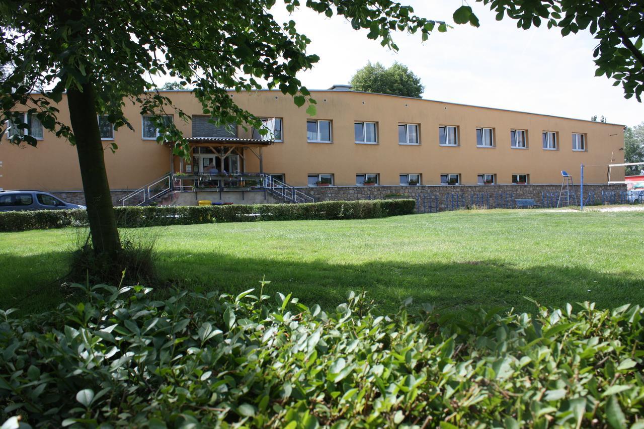 Sporthotel Bk Pod Lipou Roudnice nad Labem Exteriör bild